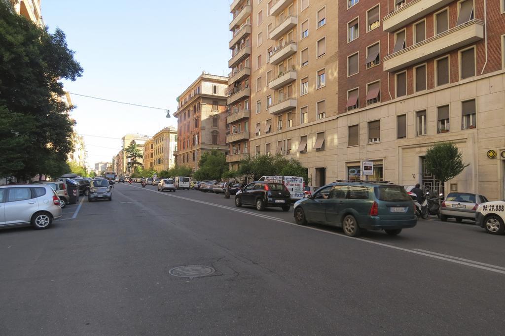 Adriano Augusto Bed & Breakfast Roma Exterior foto