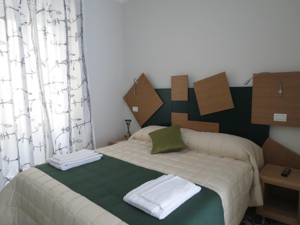 Adriano Augusto Bed & Breakfast Roma Cameră foto
